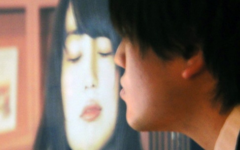 Keio U навчить зображення цілуватися