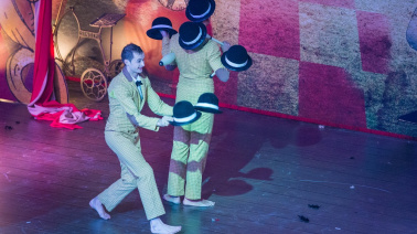 “Cirque du NIX”: The True Magic of New Year