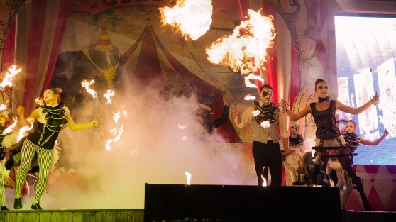 “Cirque du NIX”: The True Magic of New Year